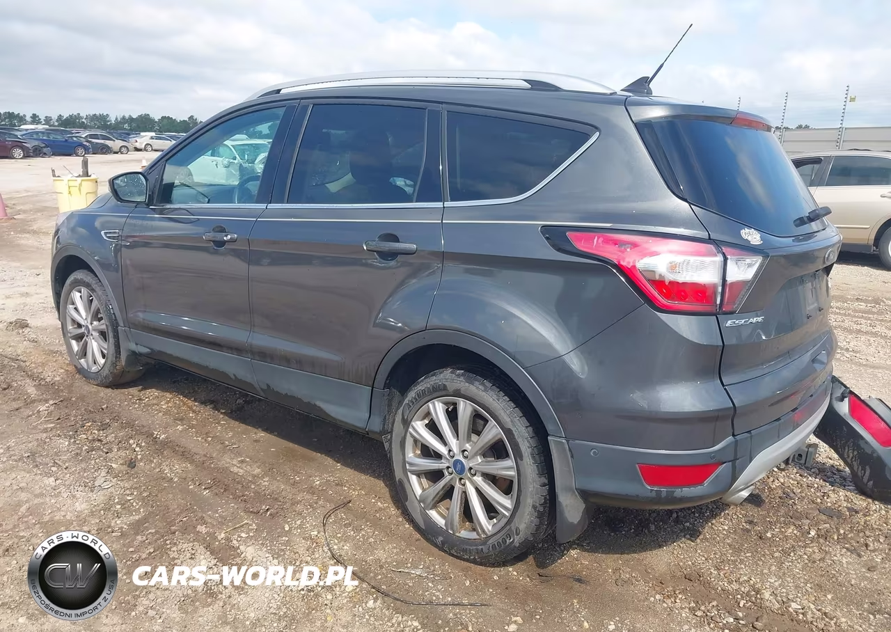 2018 Ford Escape Titanium VIN:1FMCU9J95JUC85058 - 3