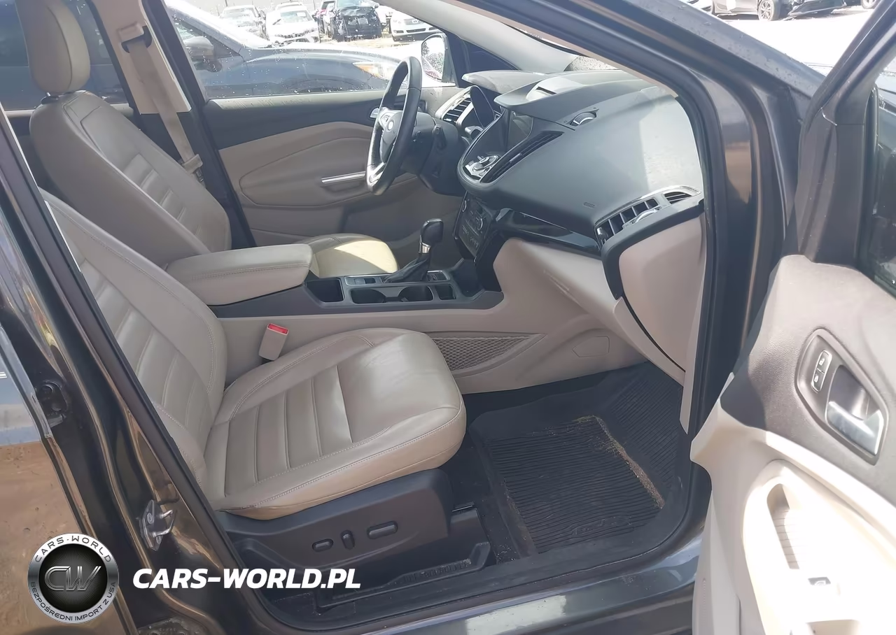 2018 Ford Escape Titanium VIN:1FMCU9J95JUC85058 - 5