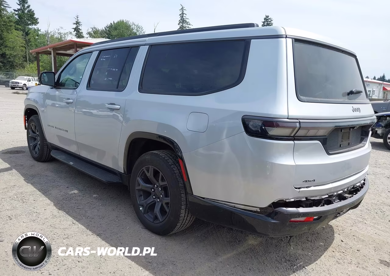 2026 Jeep Grand Wagoneer L Limited Altitude 4X4 VIN:1C4SJSBPXTS158284 - 3