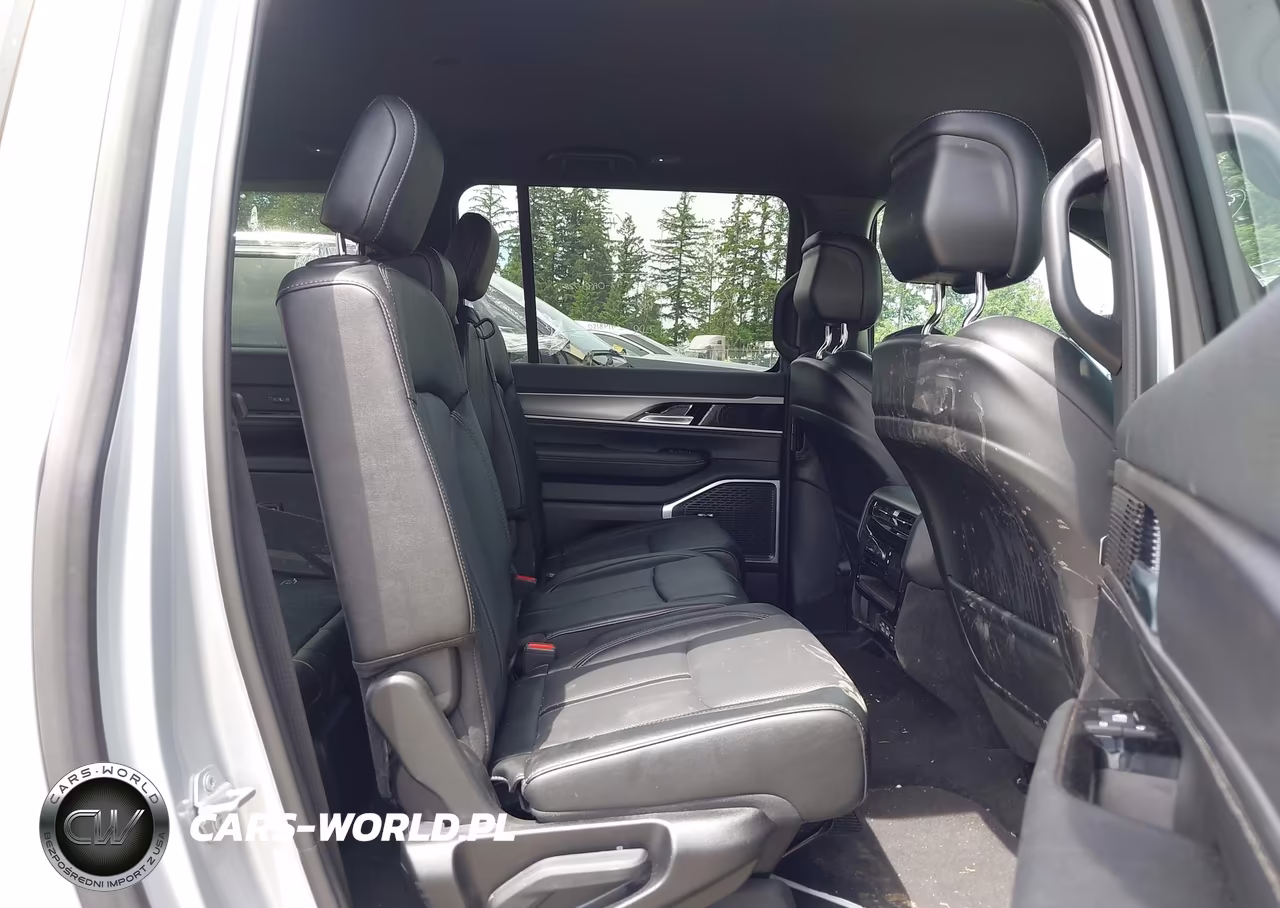 2026 Jeep Grand Wagoneer L Limited Altitude 4X4 VIN:1C4SJSBPXTS158284 - 8
