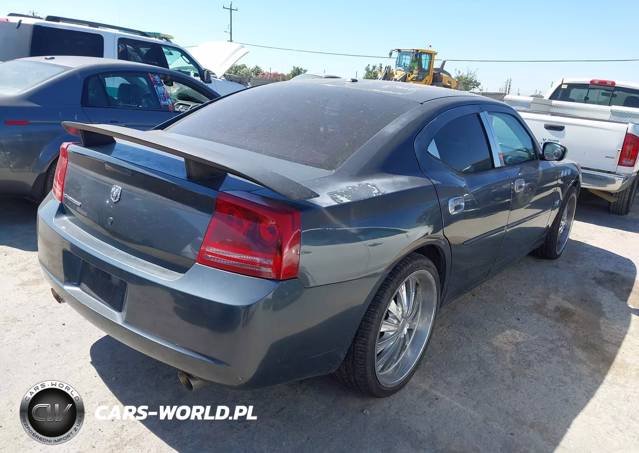 2007 Dodge Charger VIN:2B3KA43R57H673980 - 4