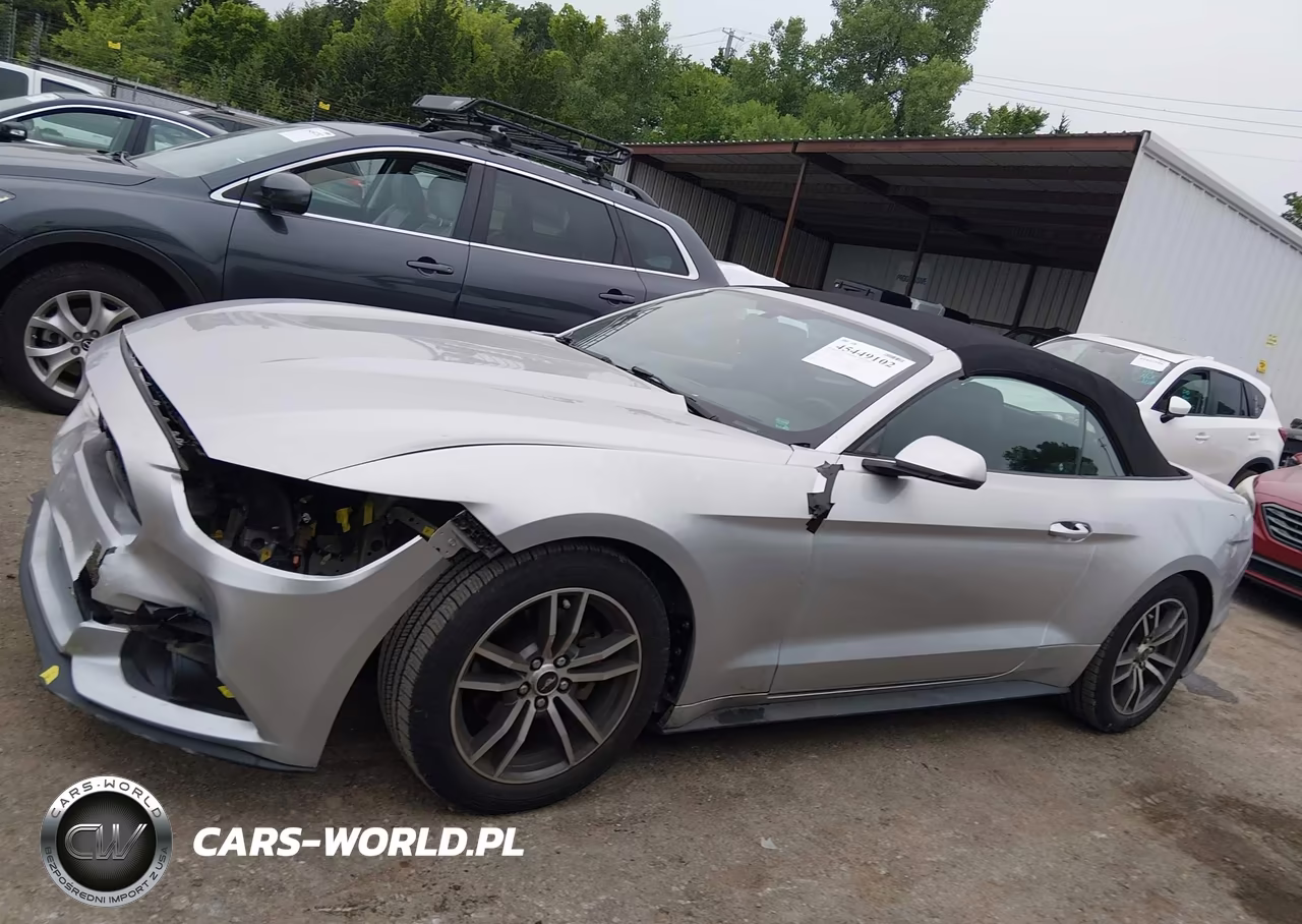 2017 Ford Mustang Ecoboost Premium VIN:1FATP8UH7H5320363 - 14