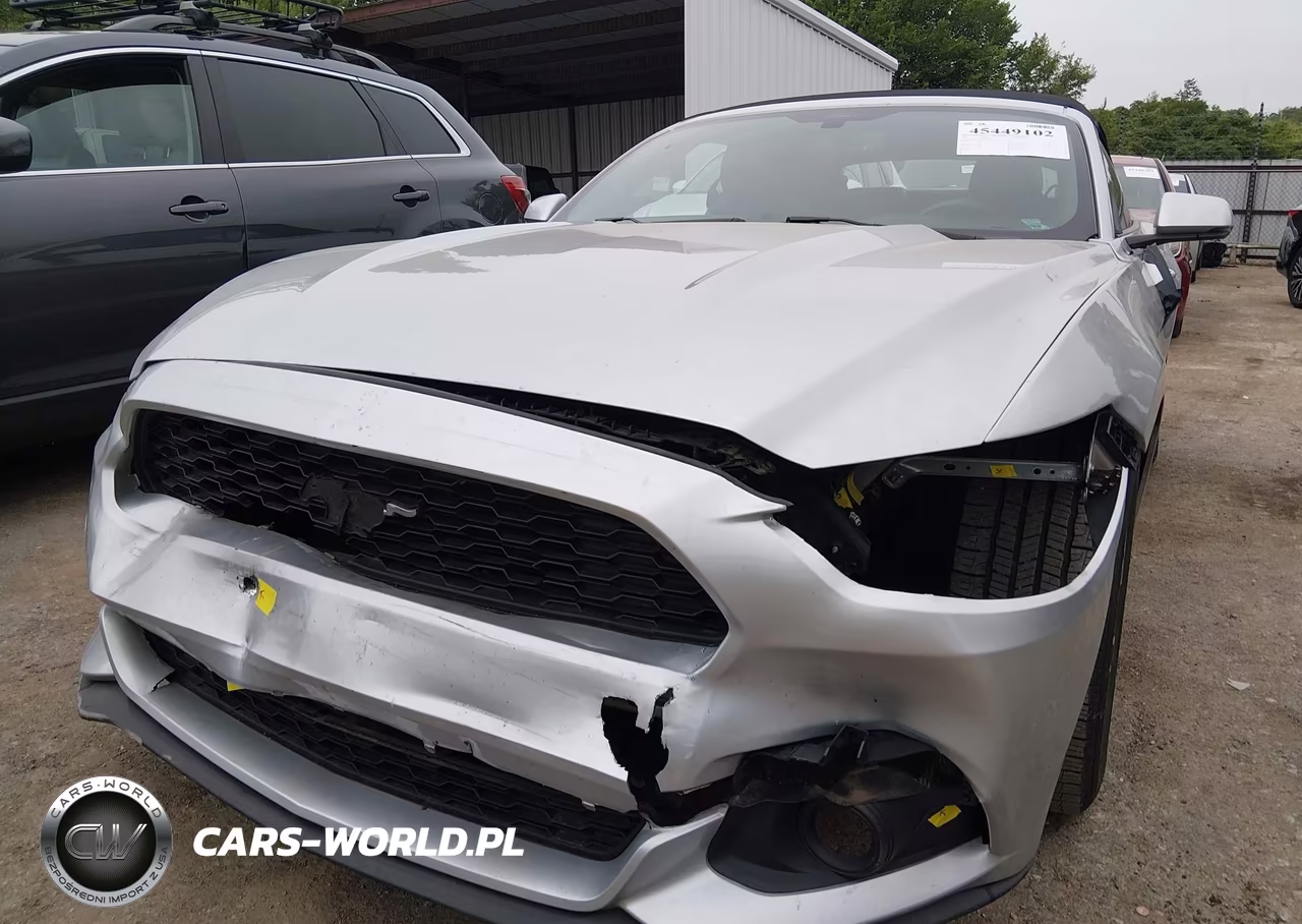2017 Ford Mustang Ecoboost Premium VIN:1FATP8UH7H5320363 - 6