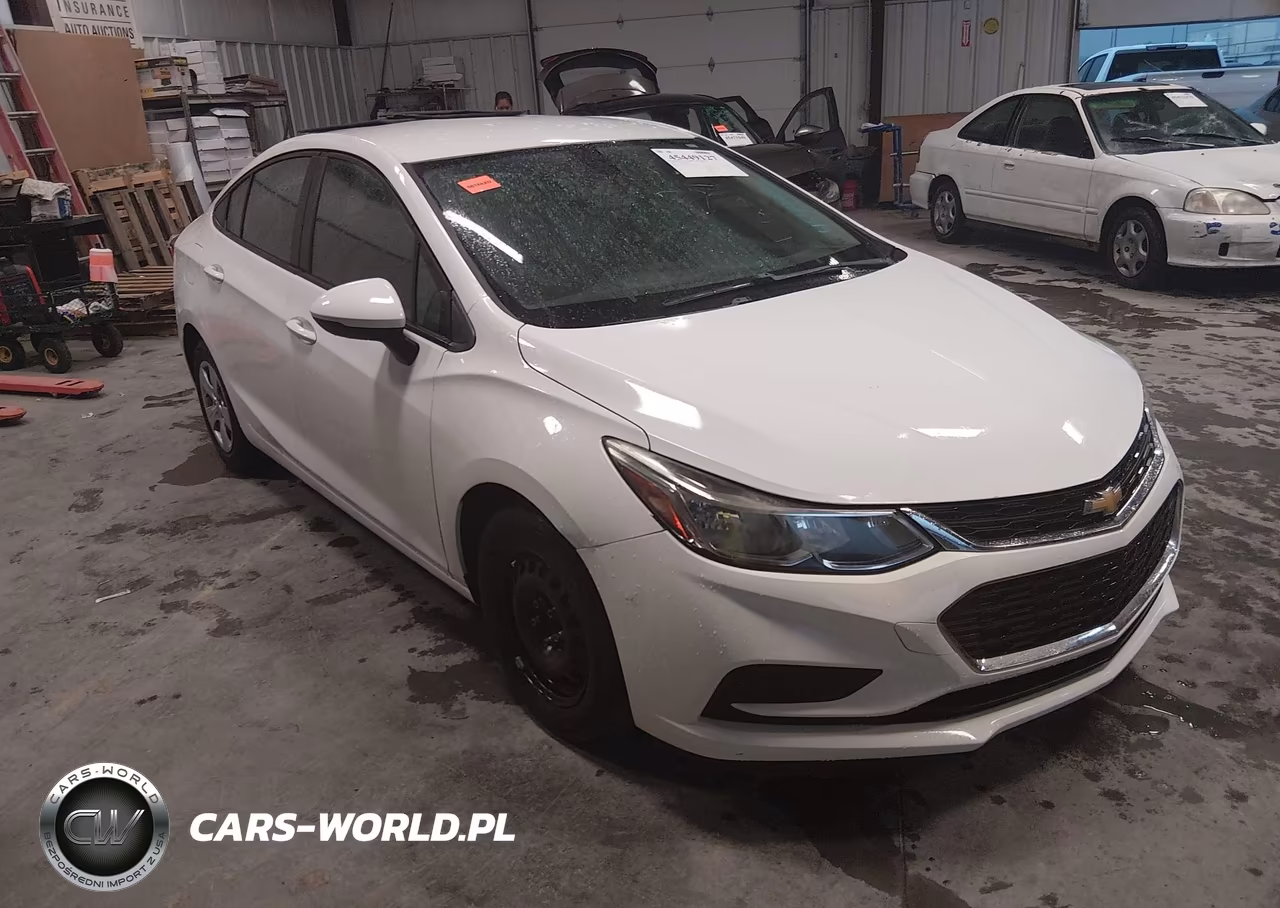 2017 Chevrolet Cruze Ls Auto – zdjęcie 1 z 11
