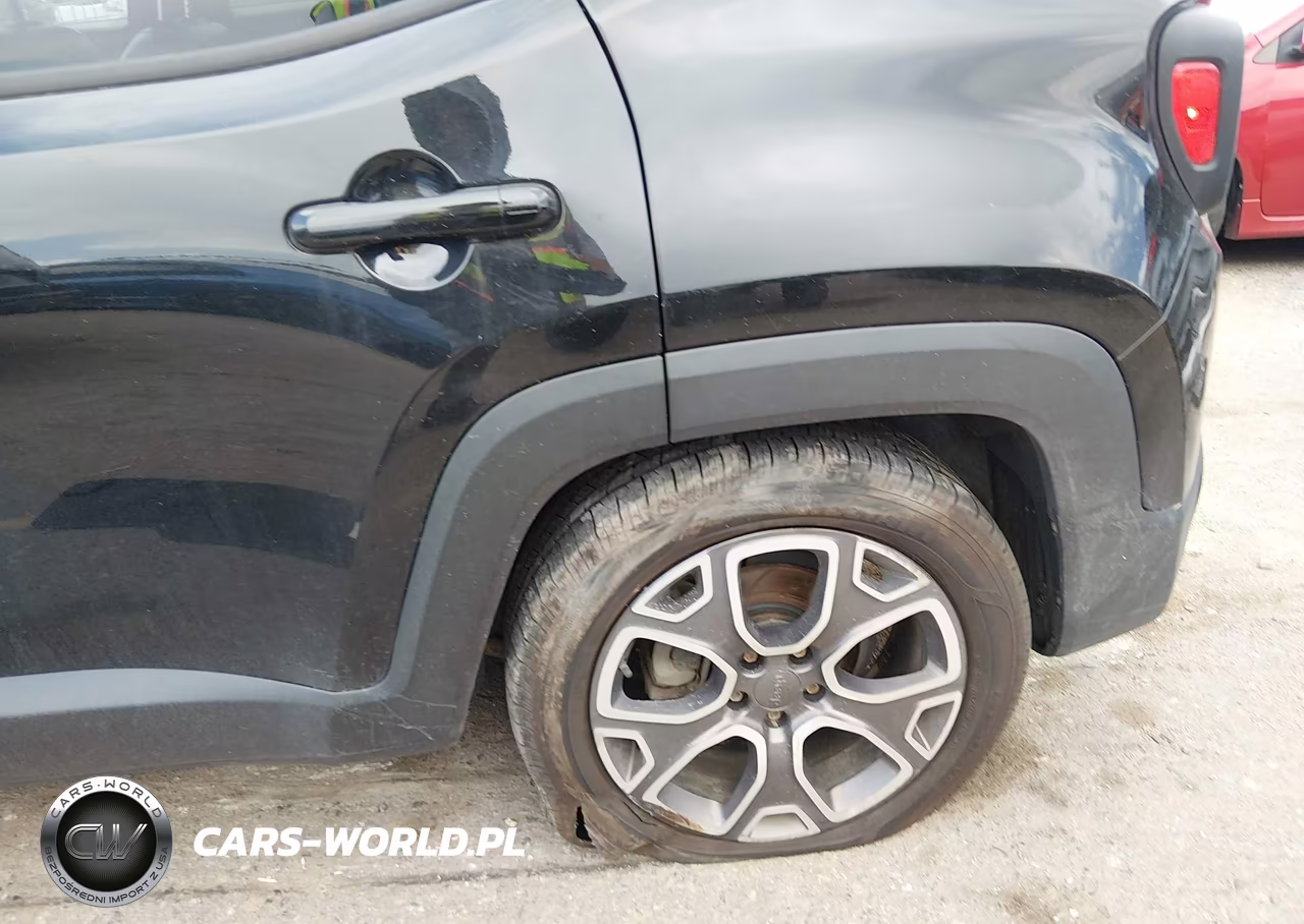 2015 Jeep Renegade Limited VIN:ZACCJBDT0FPB74201 - 18