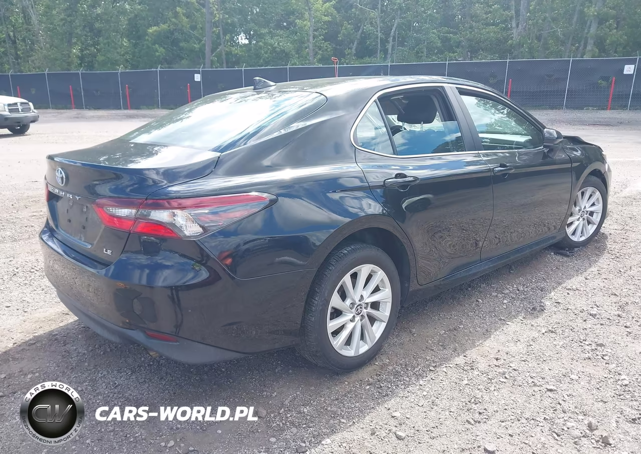 2022 Toyota Camry Le VIN:4T1C11AK0NU700631 - 4