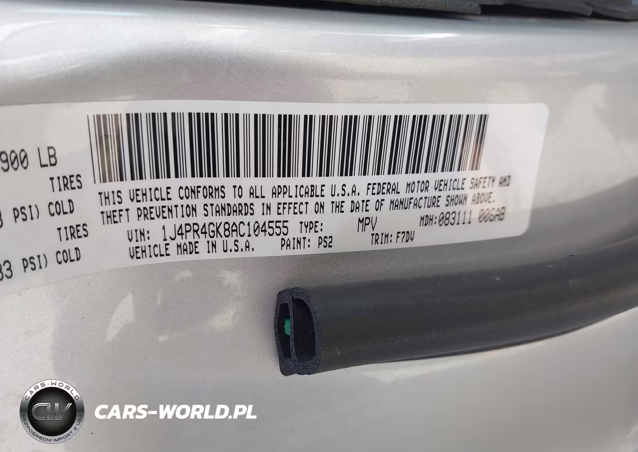 2010 Jeep Grand Cherokee Laredo VIN:1J4PR4GK8AC104555 - 9