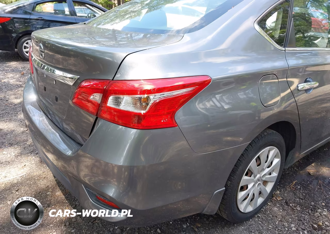2017 Nissan Sentra S VIN:3N1AB7APXHY331014 - 6
