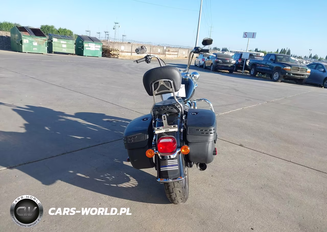 2023 Harley-Davidson Flhcs VIN:1HD1YBK24PB064742 - 6