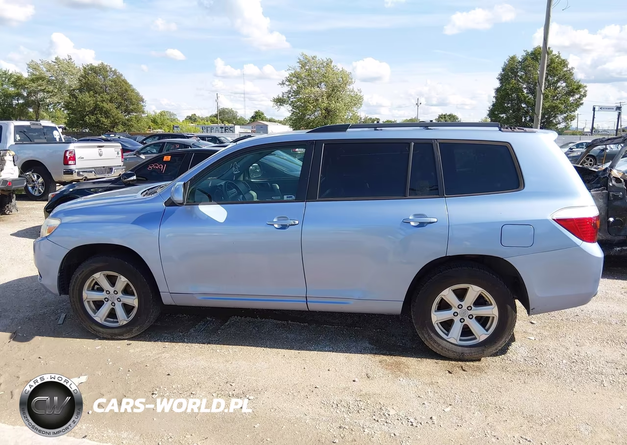 2010 Toyota Highlander Base V6 VIN:5TDBK3EH8AS015069 - 14