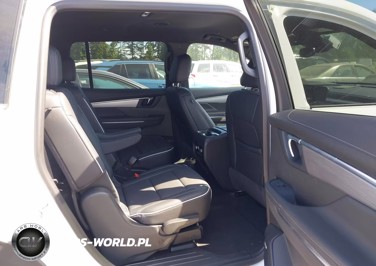 2025 Buick Enclave Preferred Fwd VIN:5GAEVARS7SJ202401 - 8
