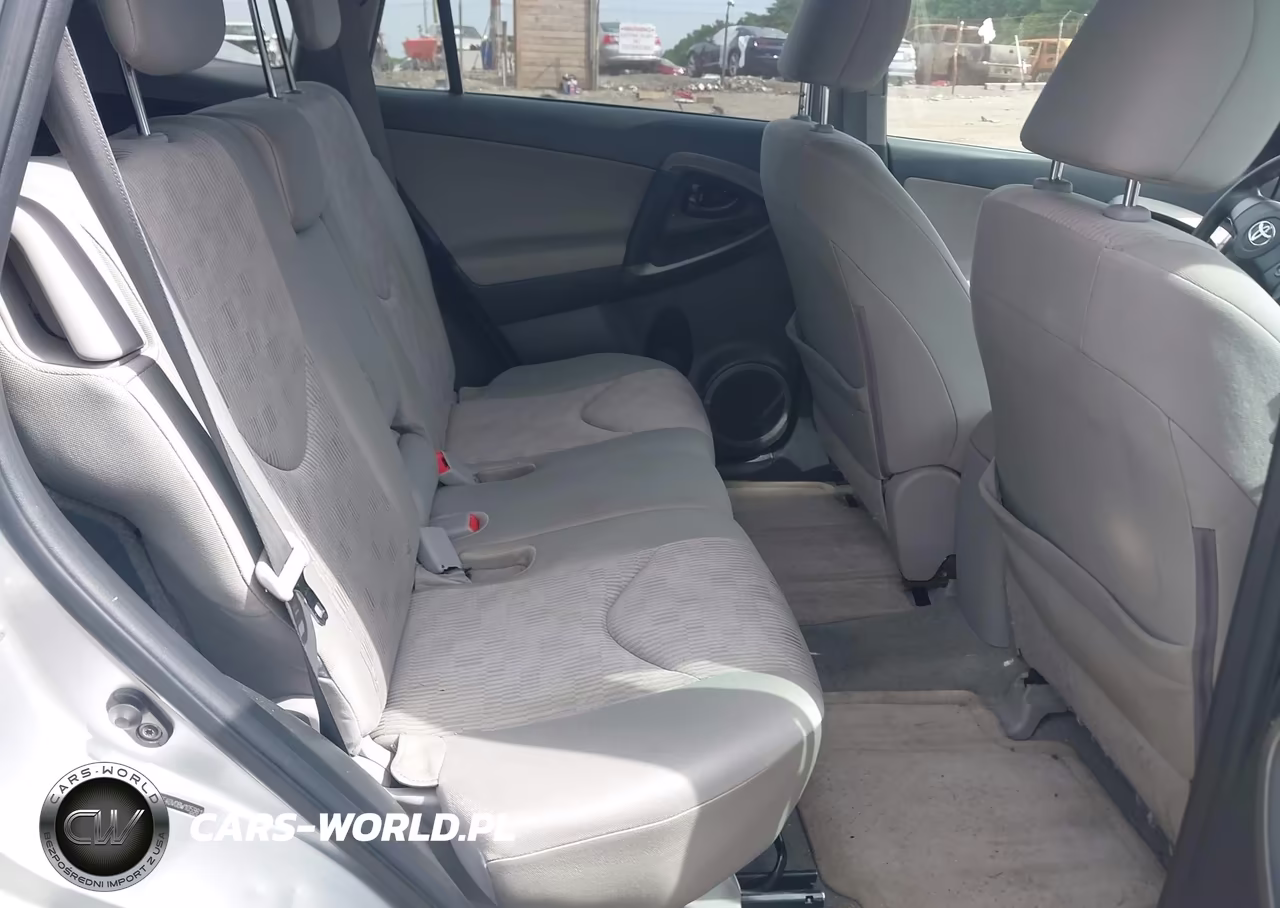 2011 Toyota Rav4 VIN:2T3BF4DV0BW105981 - 8