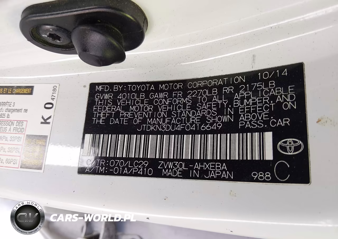 2015 Toyota Prius Persona Series Special Edition VIN:JTDKN3DU4F0416649 - 9