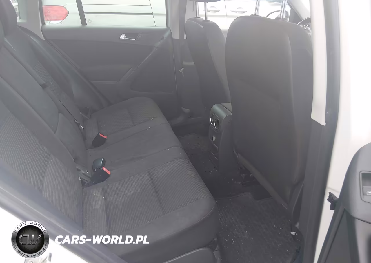 2013 Volkswagen Tiguan S VIN:WVGAV7AX1DW527604 - 8