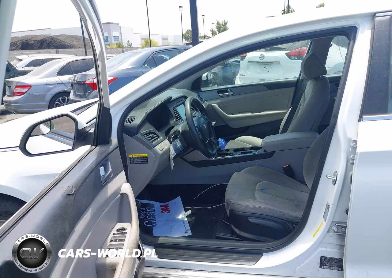 2017 Hyundai Sonata Hybrid Se VIN:KMHE24L35HA065523 - 5