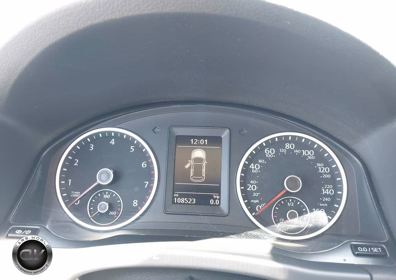 2017 Volkswagen Tiguan 2.0T-2.0T S VIN:WVGBV7AX7HK020045 - 7