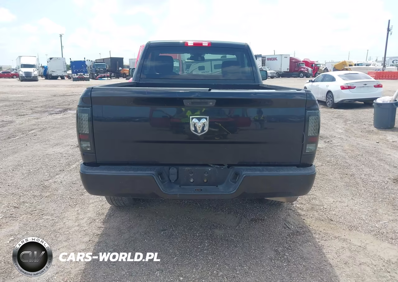 2015 Ram 1500 Express VIN:3C6JR6AG5FG683253 - 16
