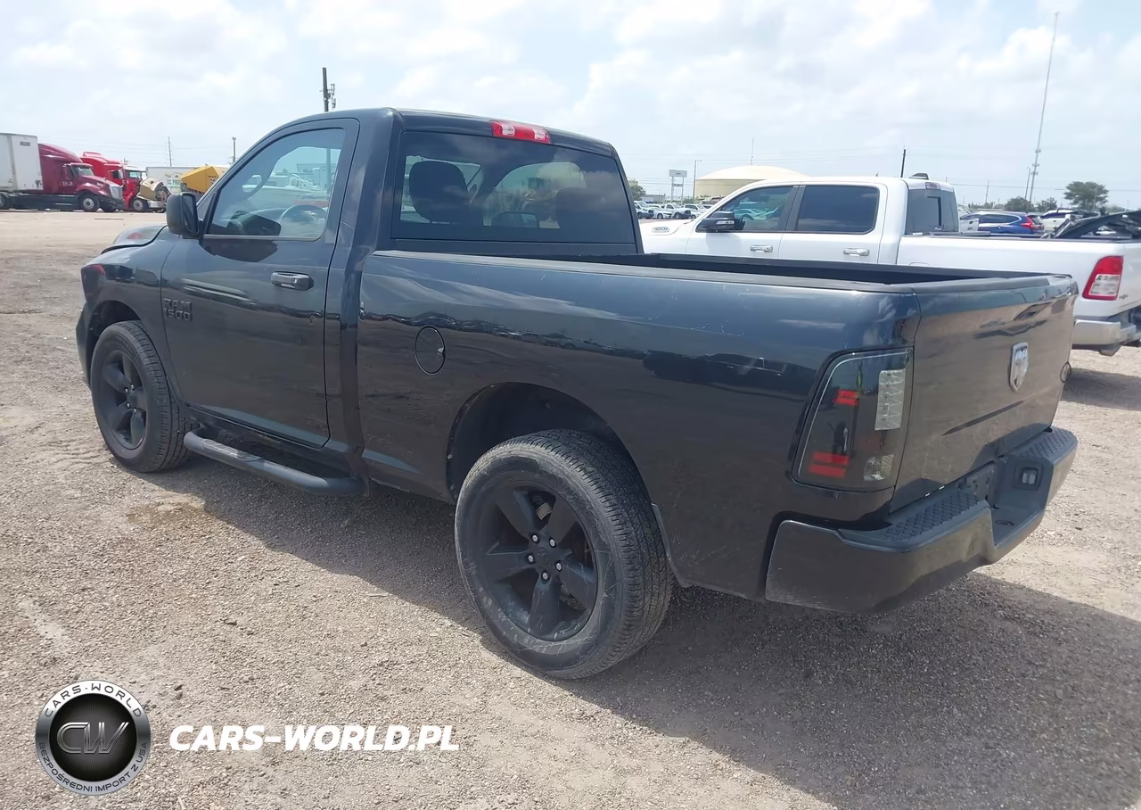 2015 Ram 1500 Express VIN:3C6JR6AG5FG683253 - 3