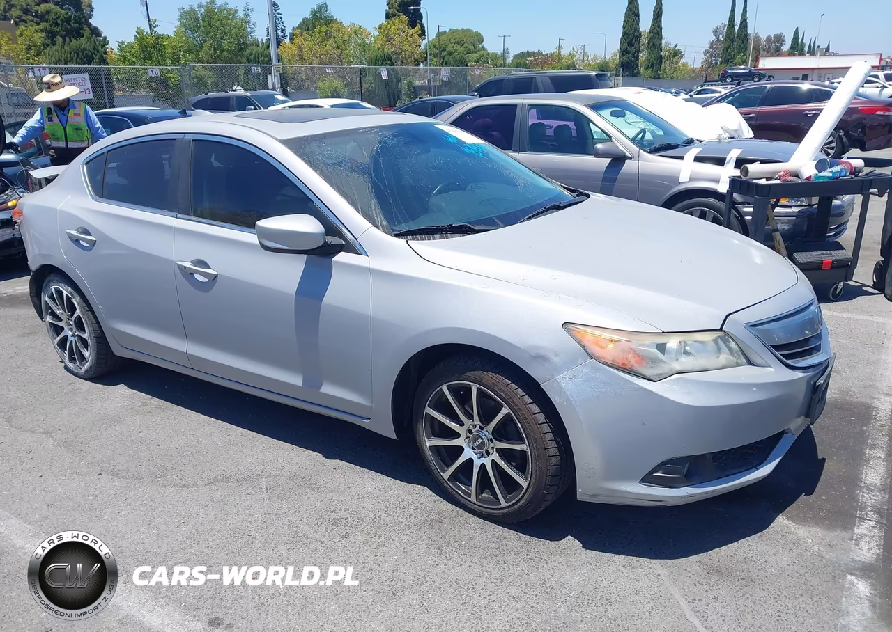 2013 Acura Ilx 2.0L – zdjęcie 1 z 19