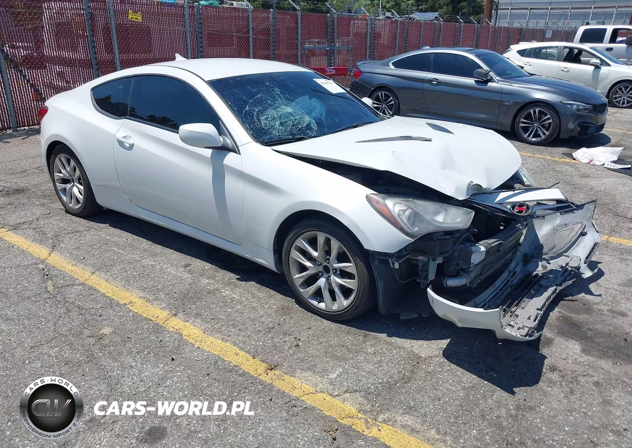 2013 Hyundai Genesis 2.0T – zdjęcie 1 z 12