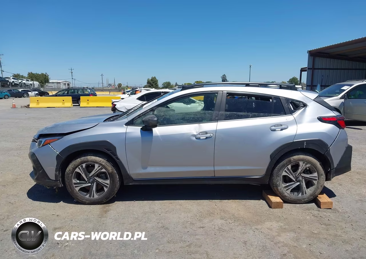 2024 Subaru Crosstrek Premium VIN:JF2GUADC9R8864848 - 13