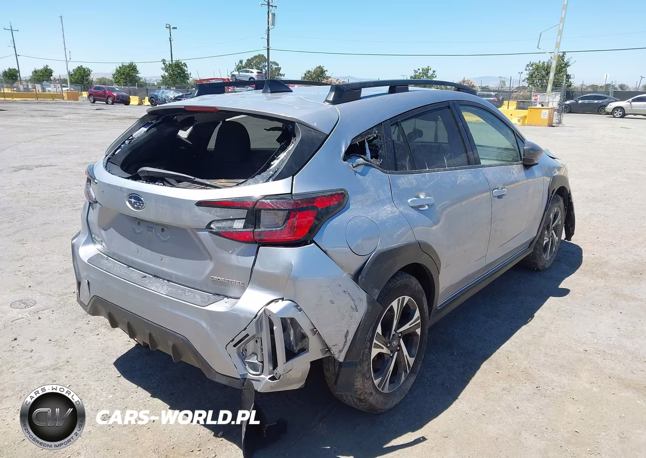 2024 Subaru Crosstrek Premium VIN:JF2GUADC9R8864848 - 4