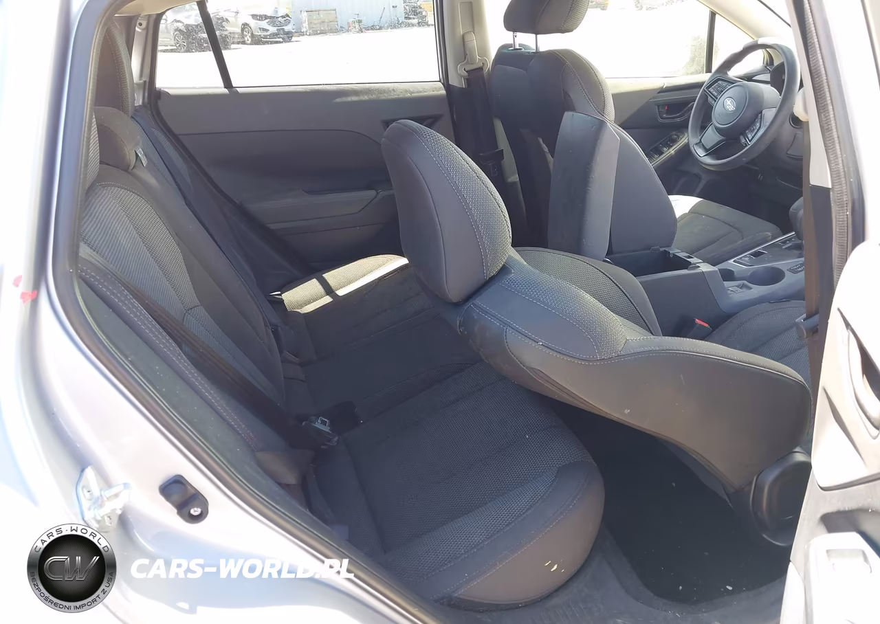 2024 Subaru Crosstrek Premium VIN:JF2GUADC9R8864848 - 8