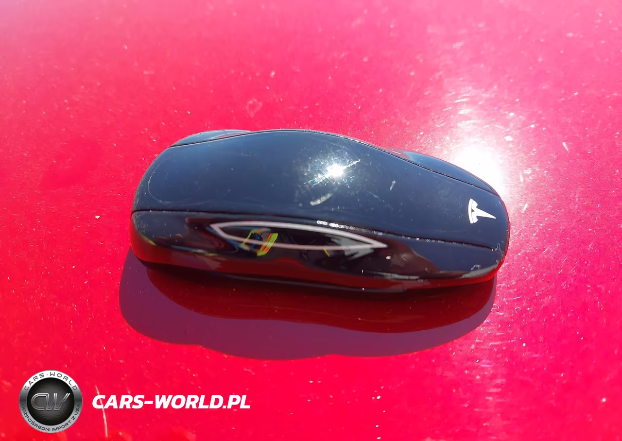2014 Tesla Model S P85 VIN:5YJSA1H13EFP67469 - 11