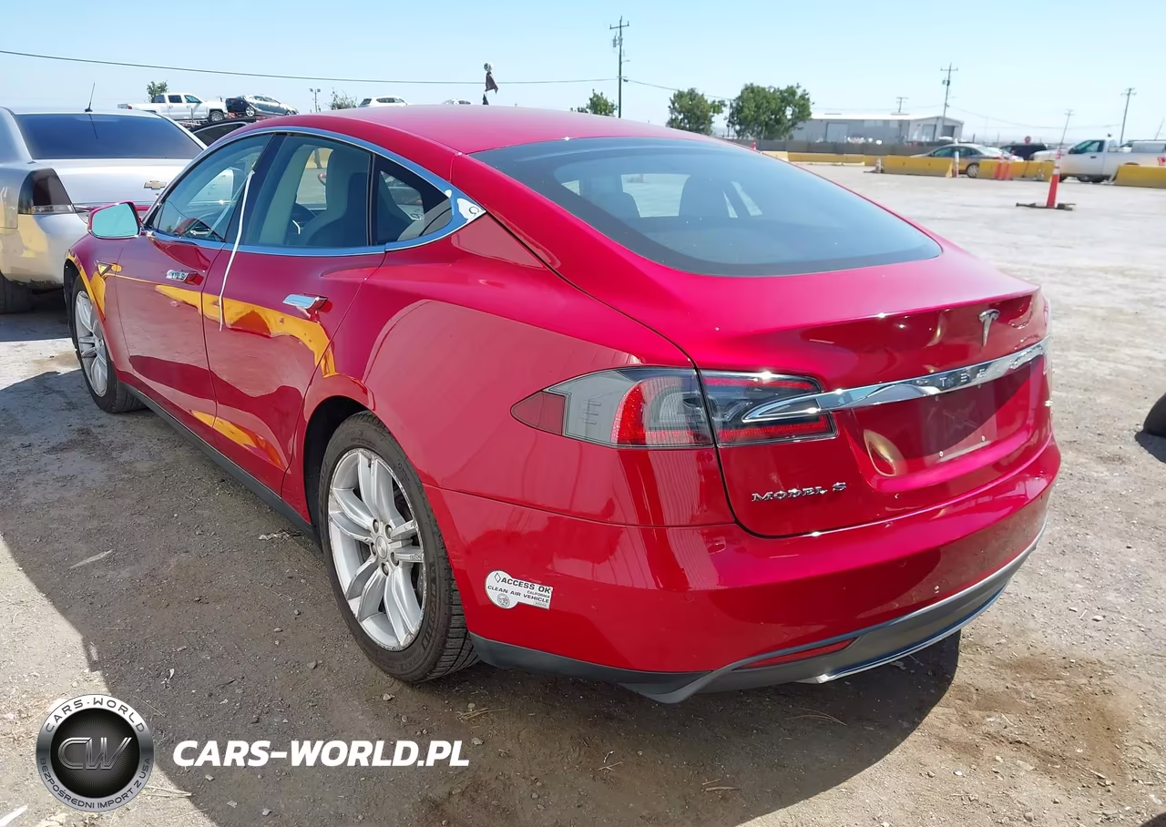 2014 Tesla Model S P85 VIN:5YJSA1H13EFP67469 - 3