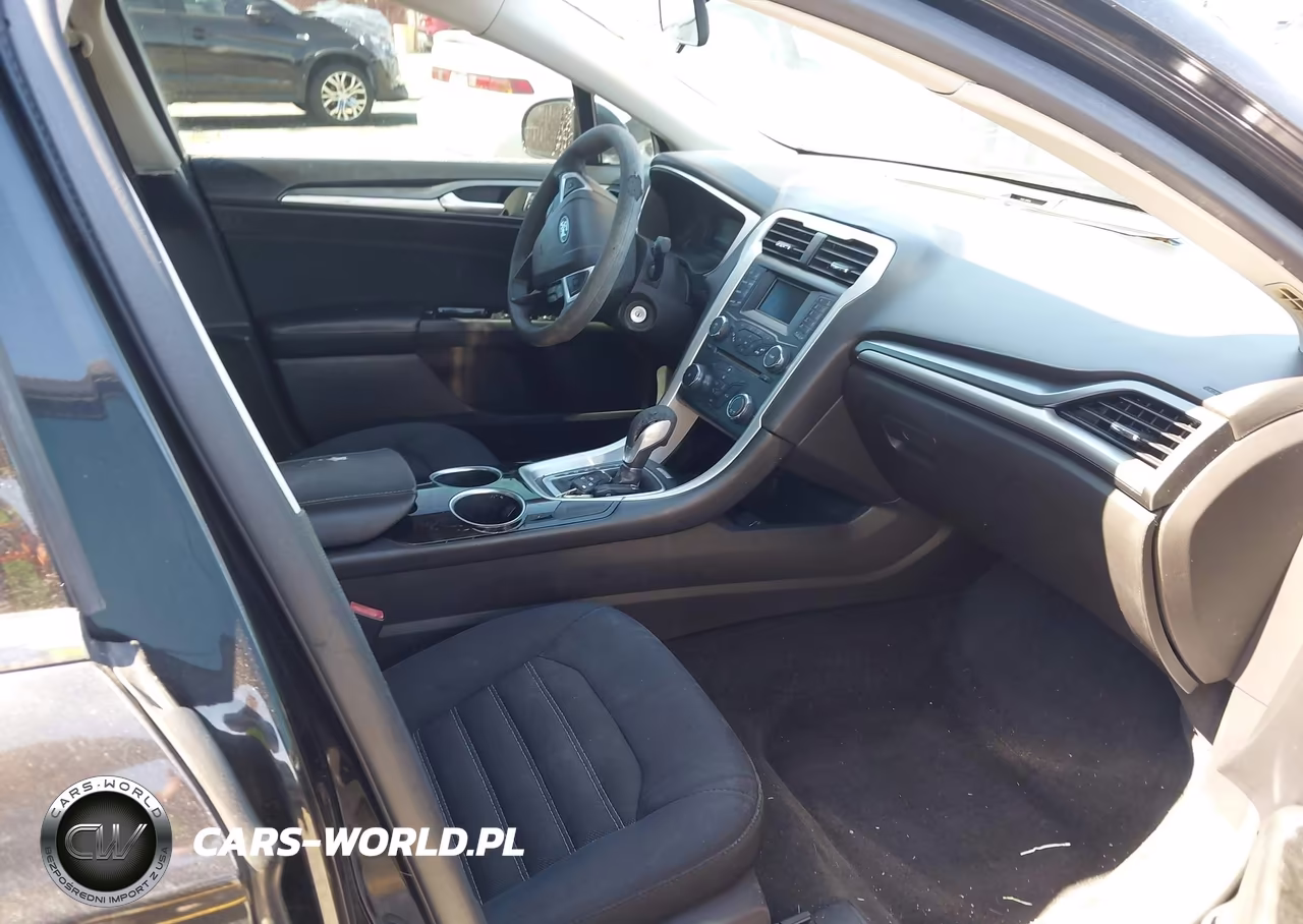 2014 Ford Fusion Se VIN:3FA6P0H75ER112572 - 5