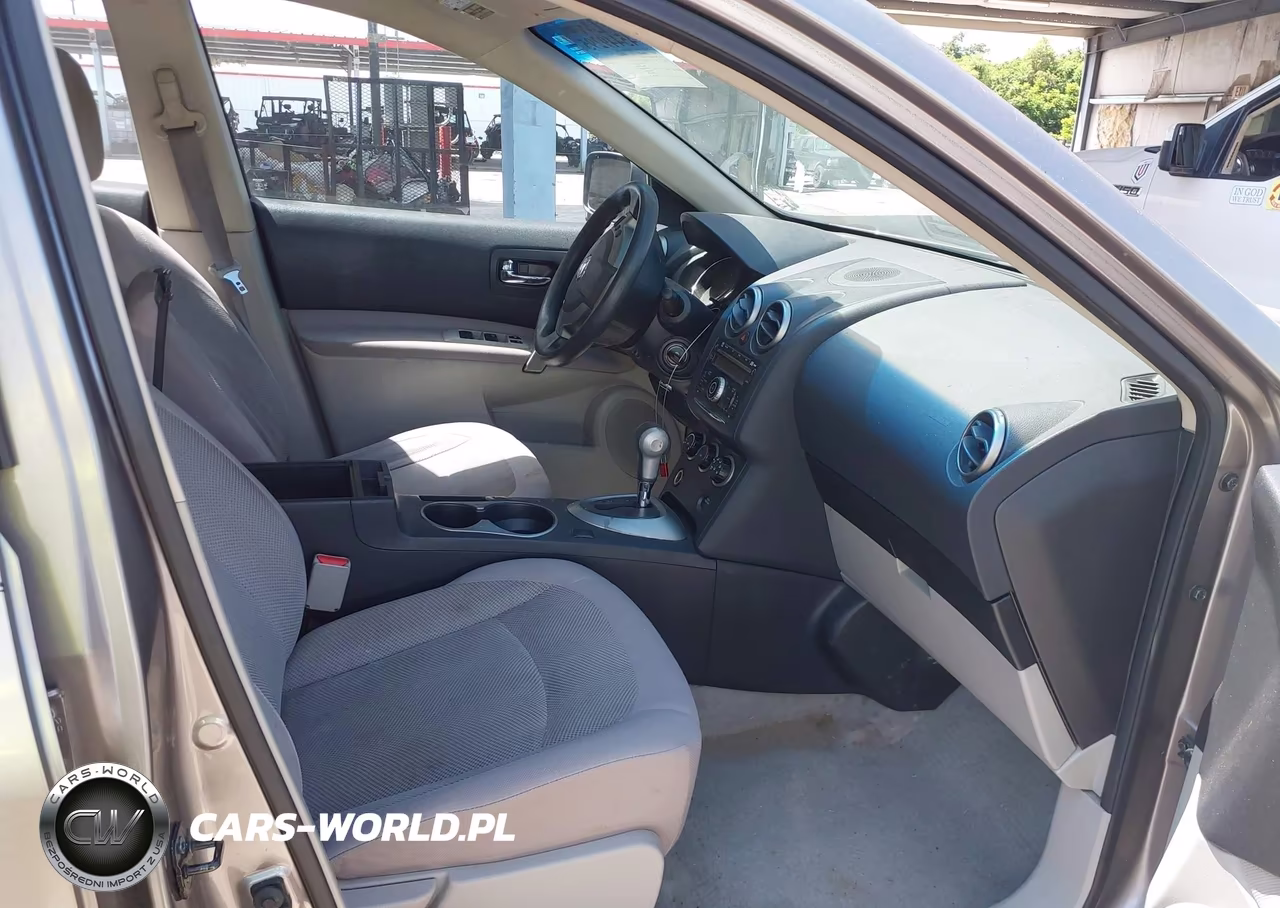 2013 Nissan Rogue S VIN:JN8AS5MTXDW511562 - 5