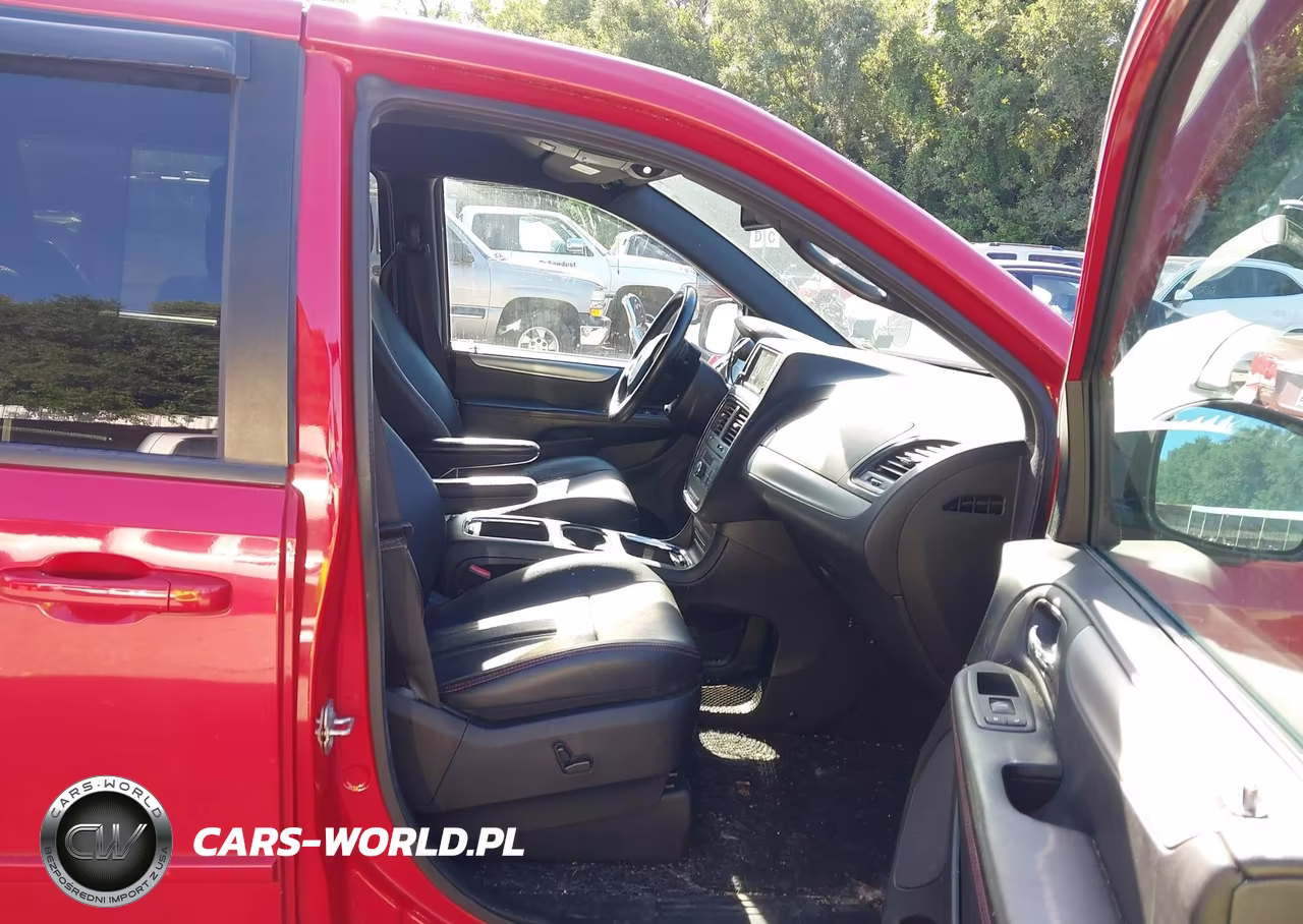 2016 Dodge Grand Caravan R-T VIN:2C4RDGEG1GR140407 - 5