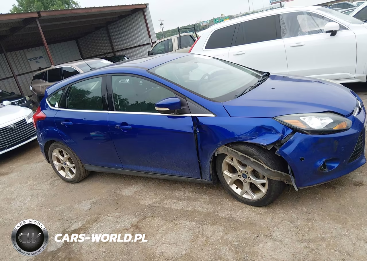 2013 Ford Focus Titanium VIN:1FADP3N29DL131642 - 13