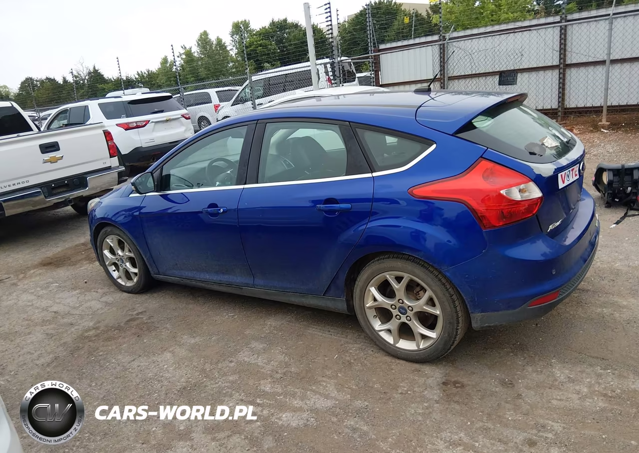 2013 Ford Focus Titanium VIN:1FADP3N29DL131642 - 14