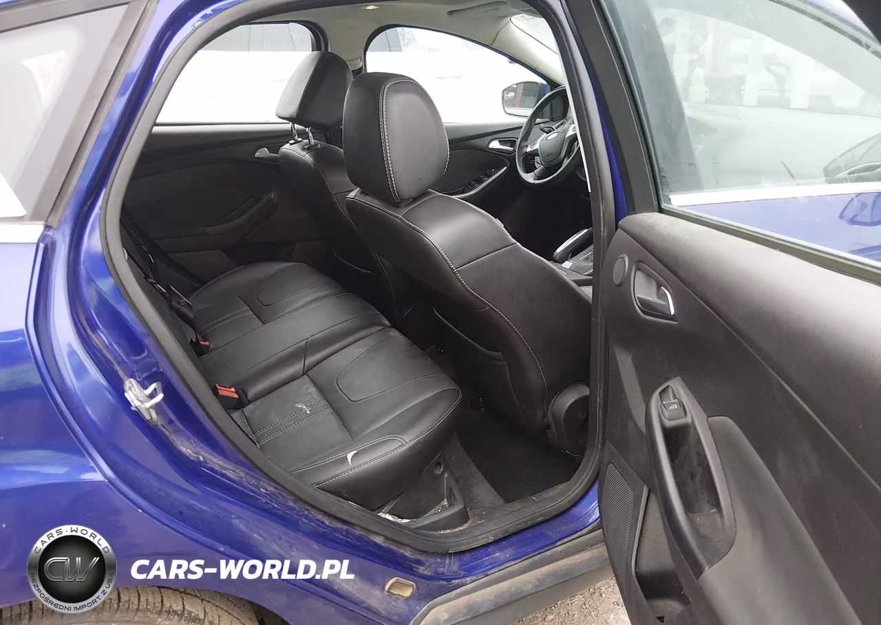 2013 Ford Focus Titanium VIN:1FADP3N29DL131642 - 8