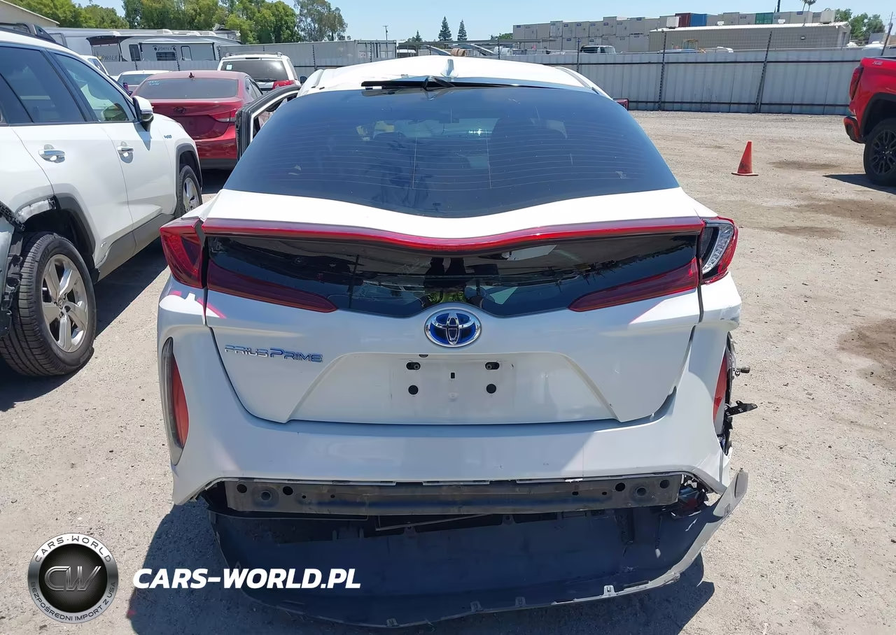 2019 Toyota Prius Prime Premium VIN:JTDKARFP8K3118183 - 21
