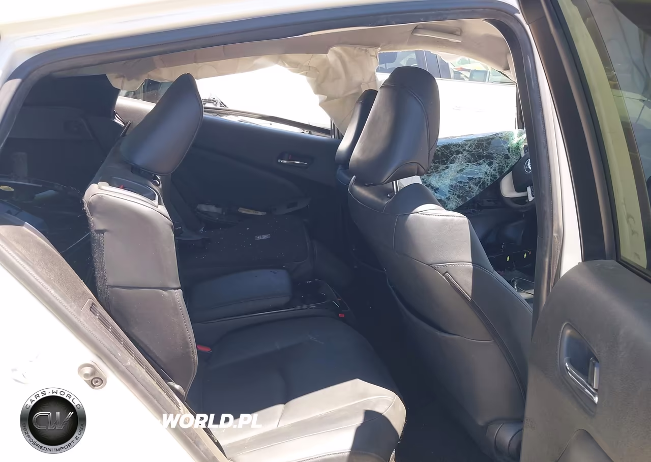 2019 Toyota Prius Prime Premium VIN:JTDKARFP8K3118183 - 8