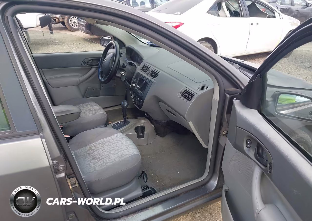 2005 Ford Focus Zx4 VIN:1FAFP34N75W106940 - 5