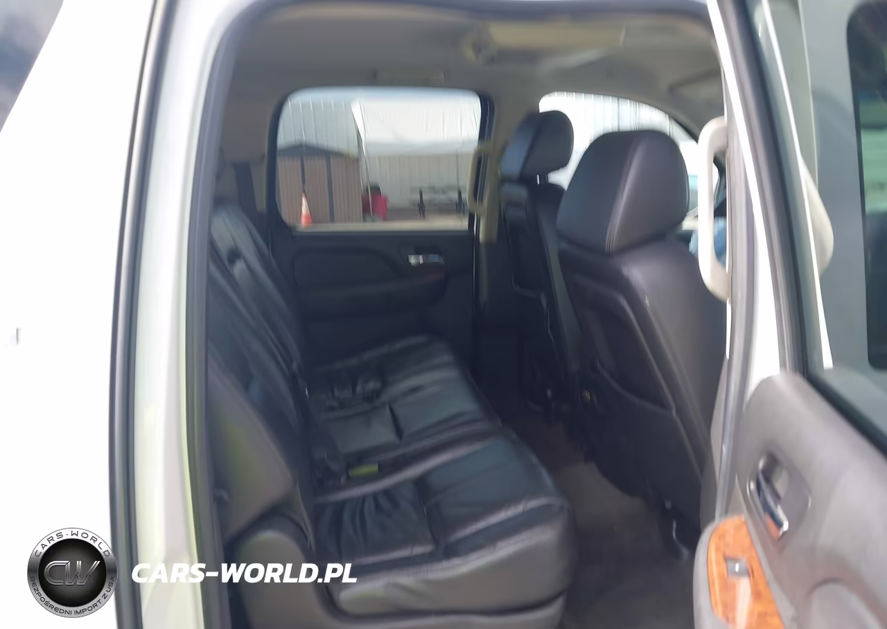 2008 Chevrolet Suburban 1500 Lt VIN:1GNFC16018R152222 - 8