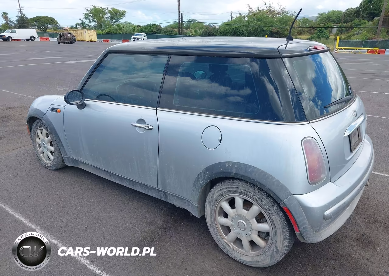 2003 Mini Cooper VIN:WMWRC33423TE15290 - 3