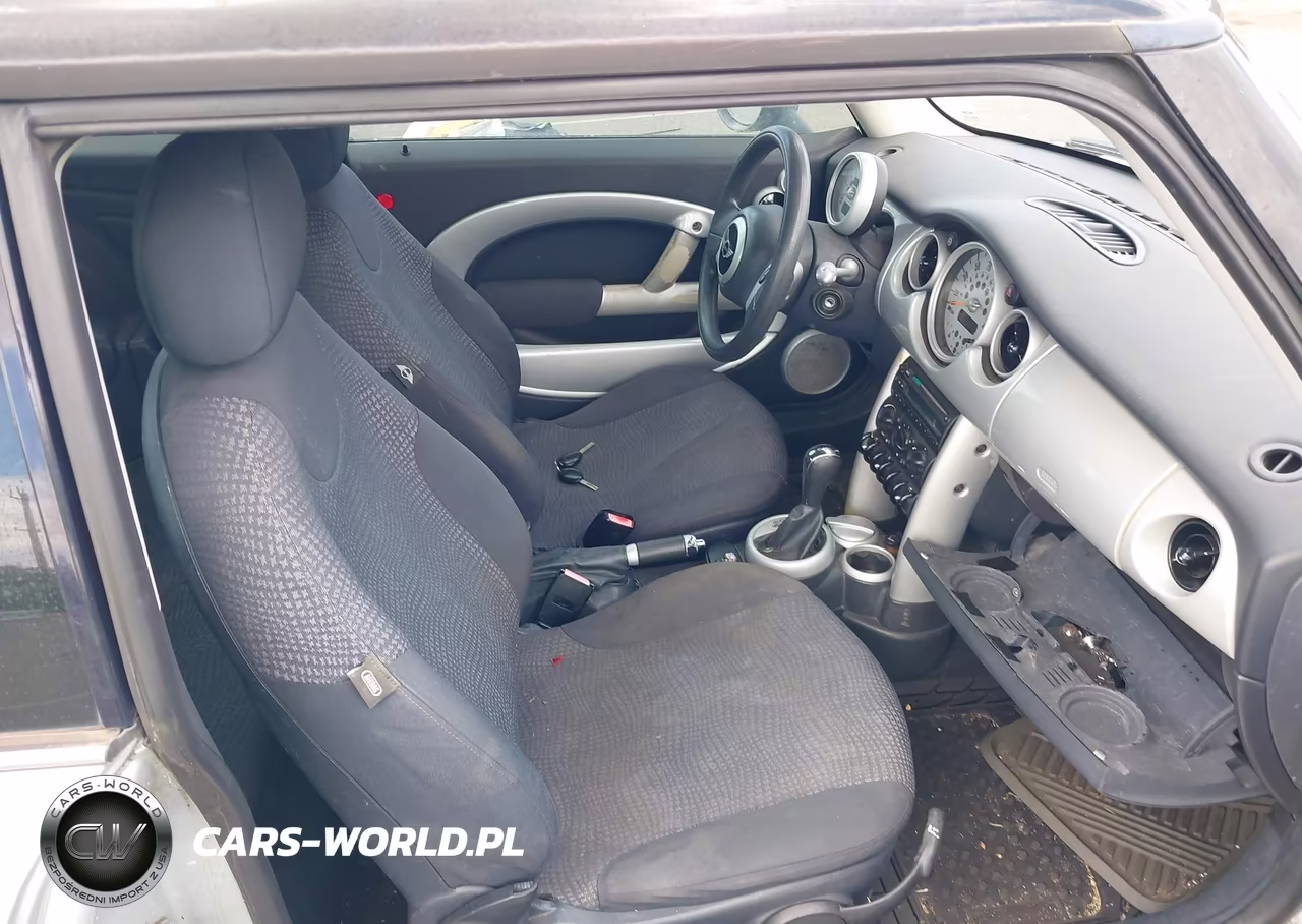 2003 Mini Cooper VIN:WMWRC33423TE15290 - 5