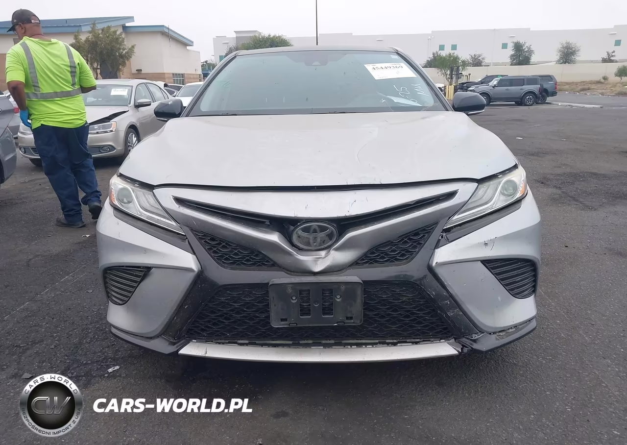 2020 Toyota Camry Xse VIN:4T1K61AK4LU374682 - 12