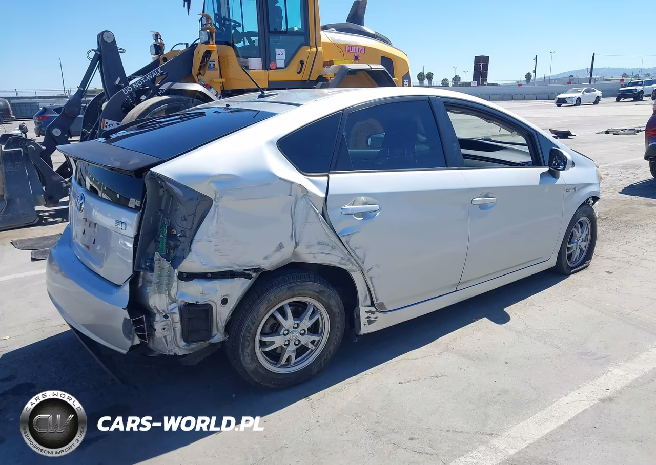 2011 Toyota Prius Two VIN:JTDKN3DU4B0248845 - 4