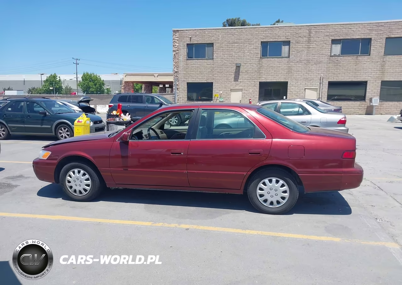 1999 Toyota Camry Le VIN:4T1BG22K1XU471250 - 15