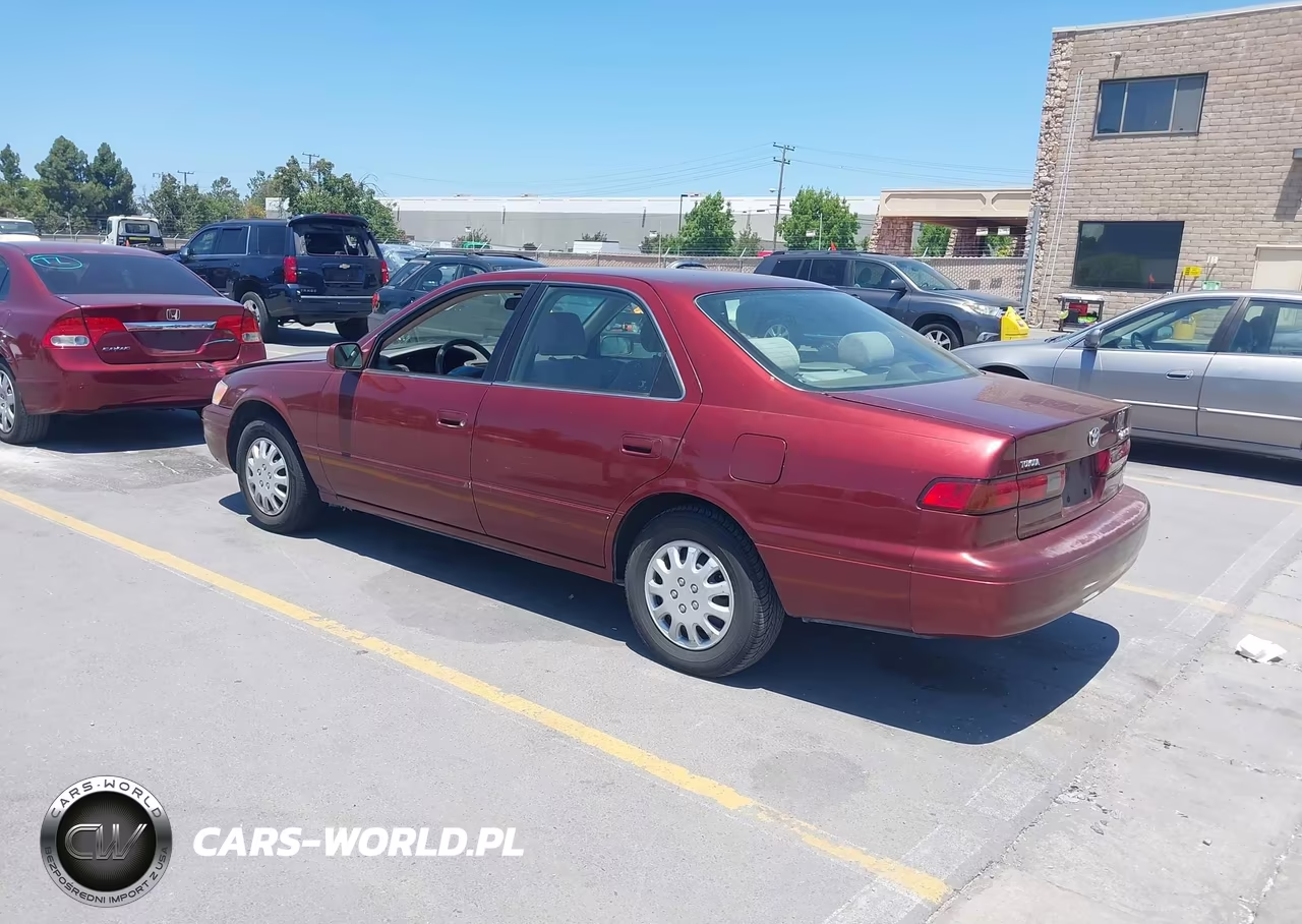 1999 Toyota Camry Le VIN:4T1BG22K1XU471250 - 3