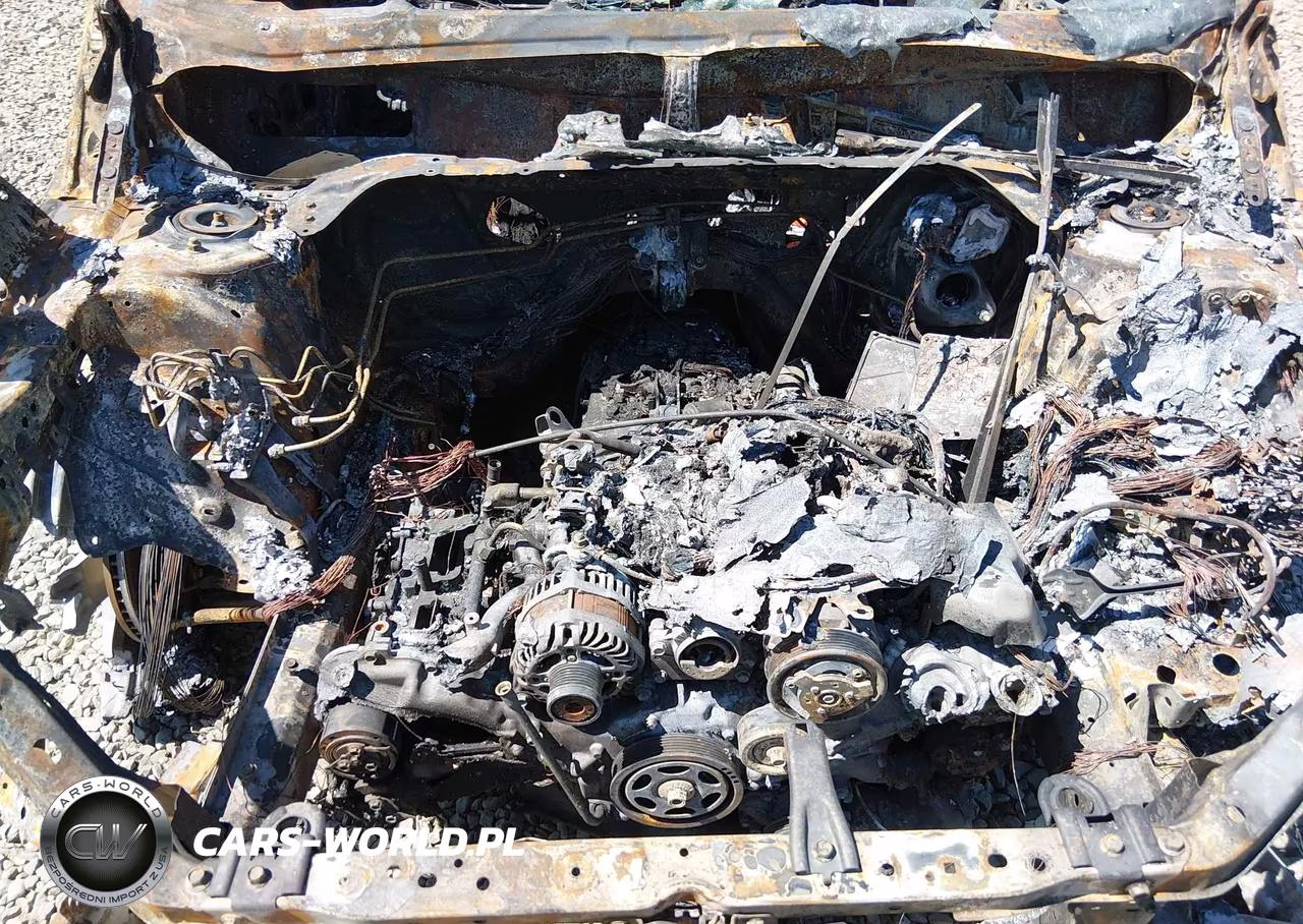 2024 Subaru Forester Limited VIN:JF2SKALC3RH509627 - 10