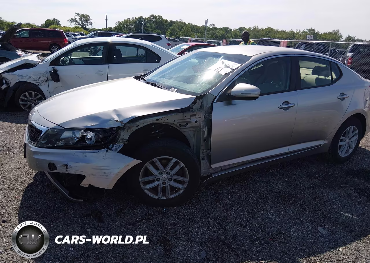 2013 Kia Optima Lx VIN:KNAGM4A73D5372928 - 2