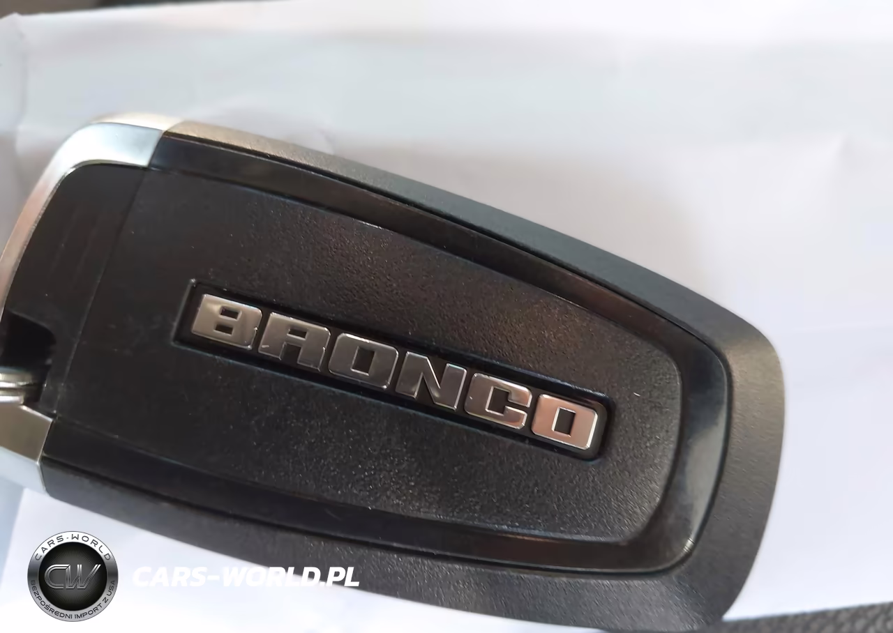2024 Ford Bronco Wildtrak VIN:1FMEE2BP2RLA43601 - 11