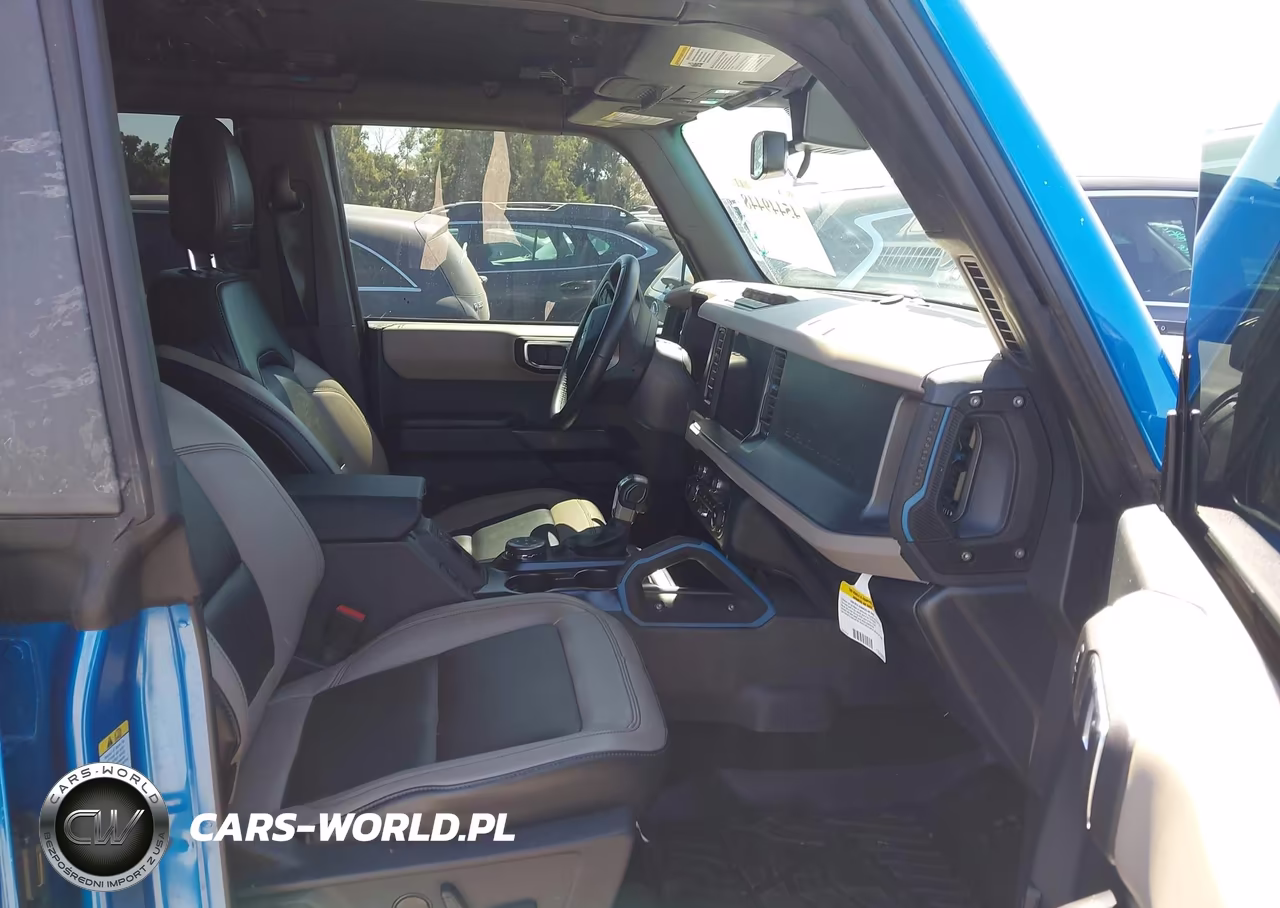 2024 Ford Bronco Wildtrak VIN:1FMEE2BP2RLA43601 - 5