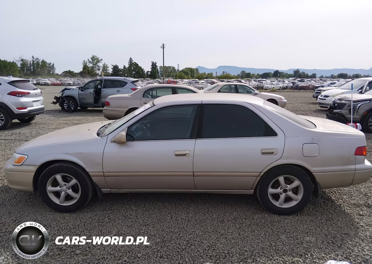 2000 Toyota Camry Le VIN:4T1BG22K8YU624613 - 14